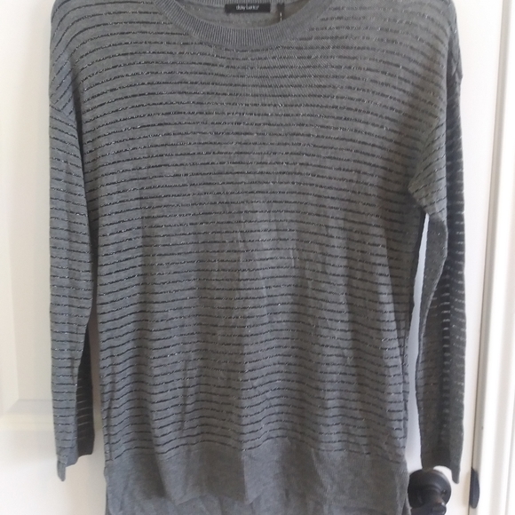 sweater blouse daisy fuentes size S gray color wit - Picture 1 of 6